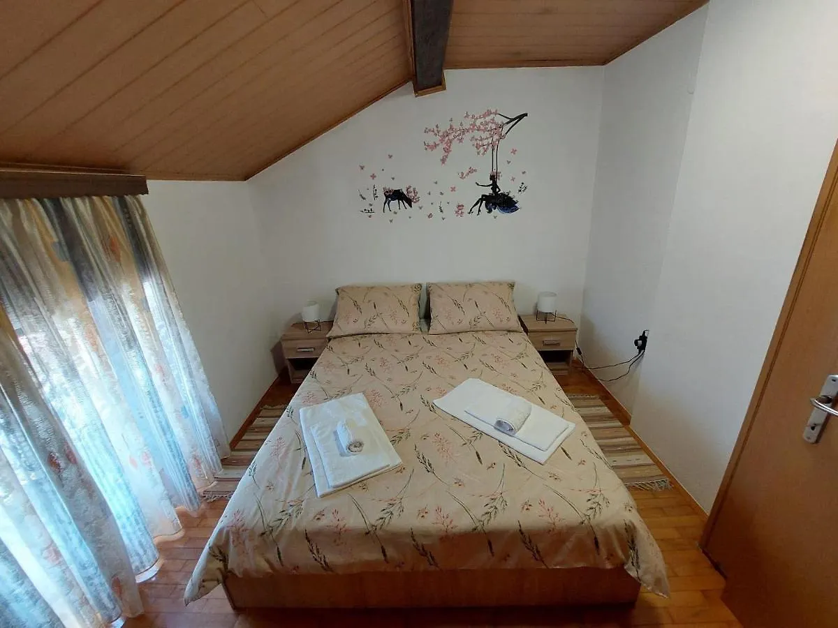 Apartment Mila With Jacuzzi Spa Pula Chorvatsko