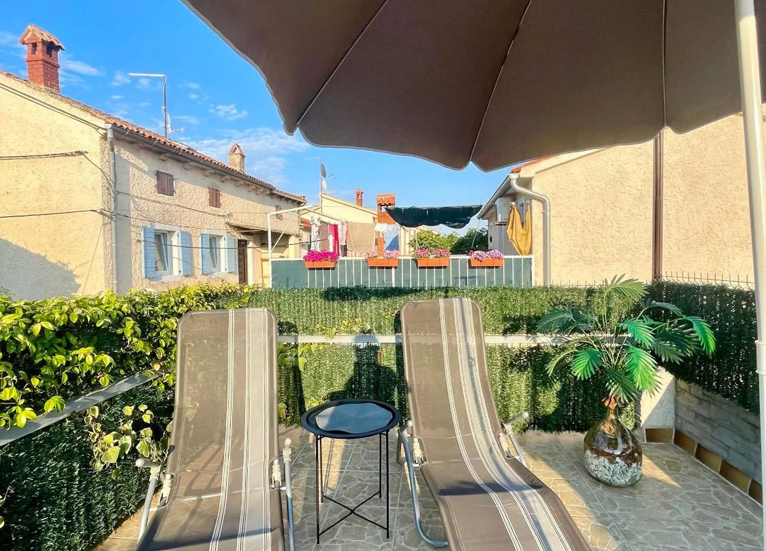 Apartment Mila With Jacuzzi Spa Pula